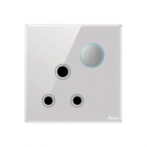 Aqua Quad White Series Power Plug