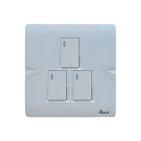 AQUA ARROW WHITE 3 GANG SWITCH