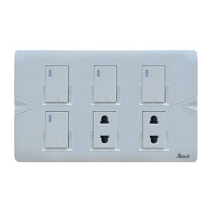 AQUA ARROW WHITE 4 GANG SWITCH + 2 SOCKET