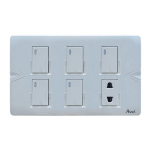 AQUA ARROW WHITE 5 GANG SWITCH + 1 SOCKET