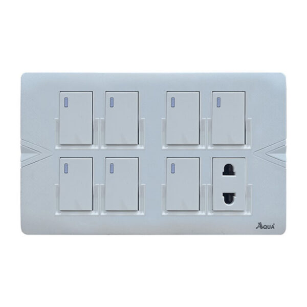 AQUA ARROW WHITE 7 GANG SWITCH + 1 SOCKET