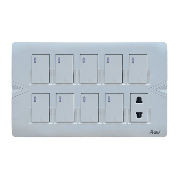 AQUA ARROW WHITE 9 GANG SWITCH + 1 SOCKET