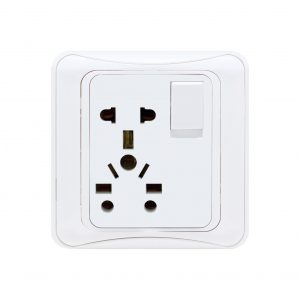 AQUA GLI UNIVERSAL 5 IN 1 SOCKET